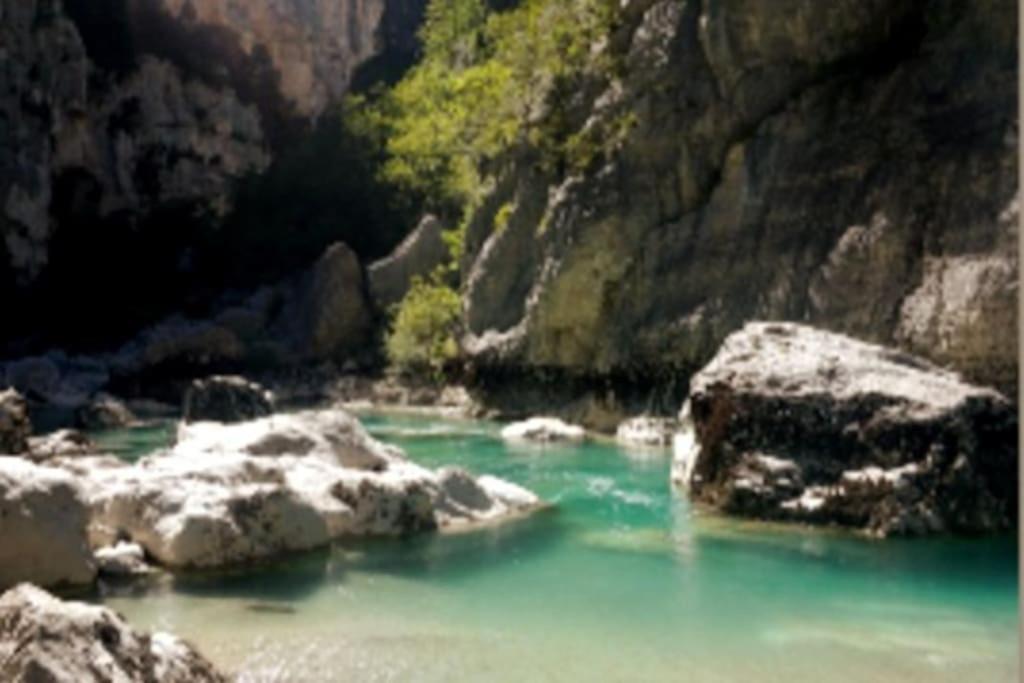 Oasis Tranquille - L'Evasion Au Verdon Greoux-les-Bains Luaran gambar